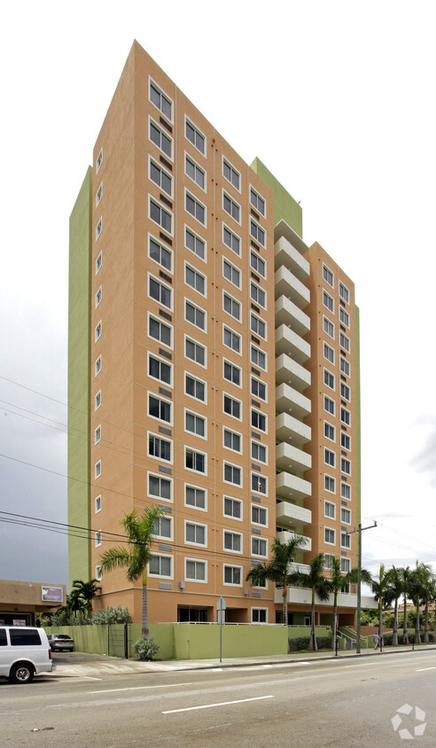 Foto del edificio - La Palma Apartments