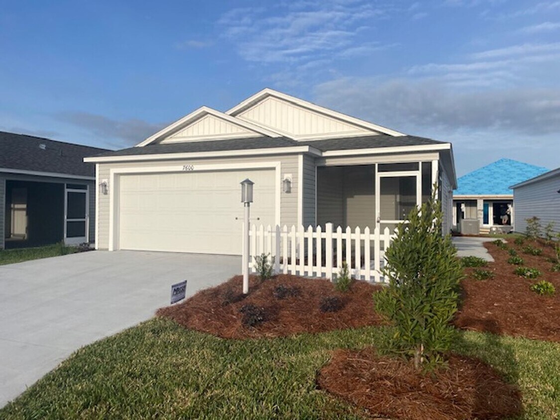 7600 Alicia Ave, Okahumpka, FL 34762 House Rental in Okahumpka, FL