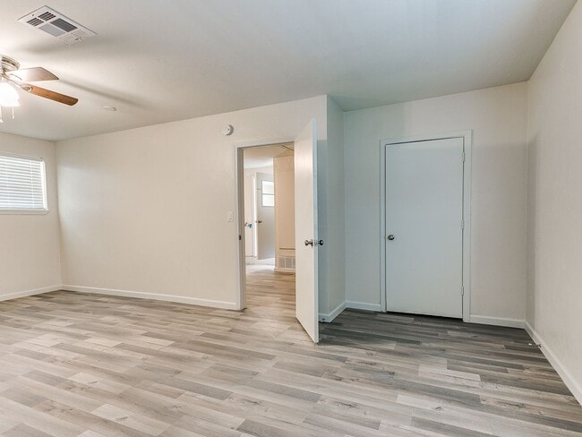 Photo - 4 Bedroom/2 Bath home with fenced yard.
