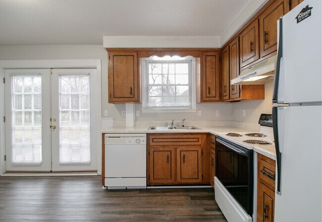 Foto del edificio - 812-B Golfview Place