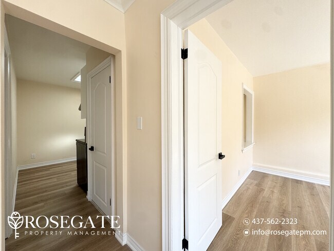 Photo du bâtiment - Spacious 2-Bedroom Apartment with Stainless Steel Appliances & A/C in Etobicoke