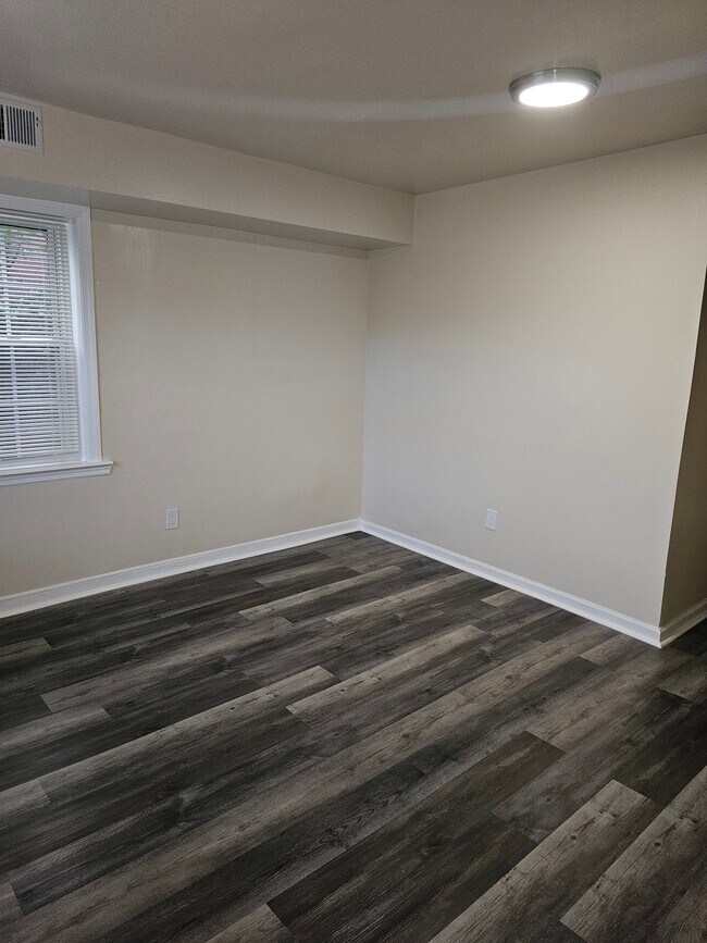 Foto del edificio - 2816 Hartford St SE