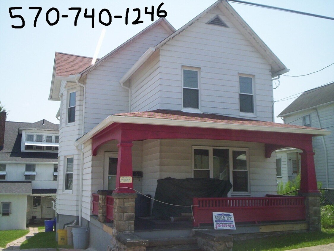 241 E Union St, Nanticoke, PA 18634