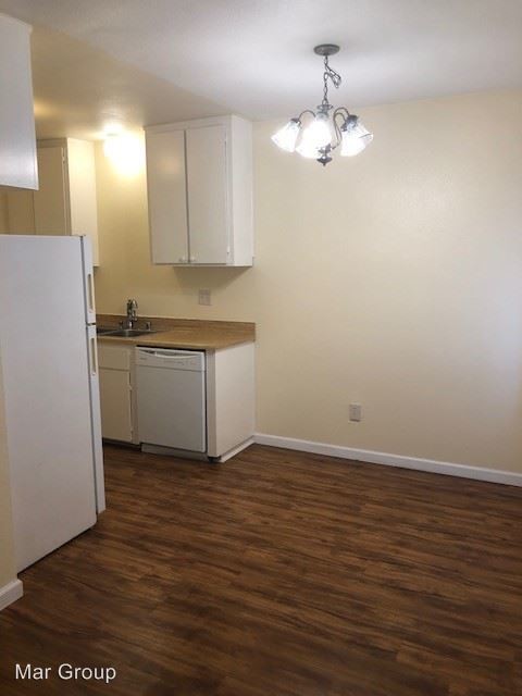 Building Photo - 1380 Hemlock Ave