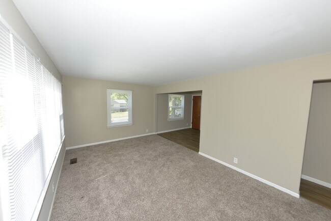 Foto del edificio - 1237 Kilgore Dr