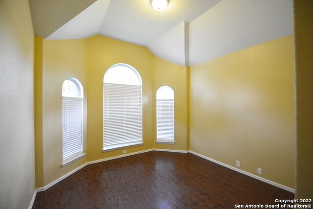 Building Photo - 1318 Oasis Cr