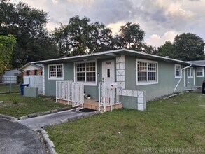 Building Photo - 1234 NE 151st St