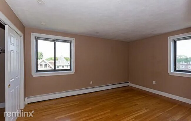 Building Photo - BU locale 1-BED w/h&hw 9/1/25