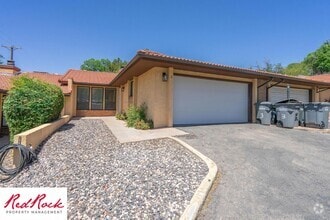 Building Photo - 75 E 300 N