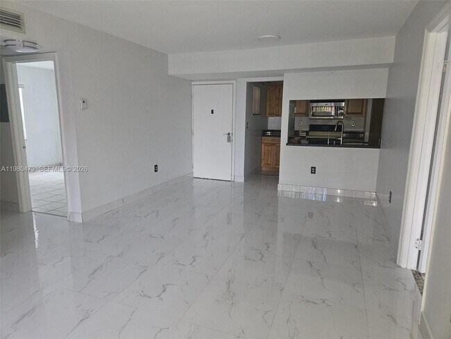 Building Photo - 6425 W 27th Ct