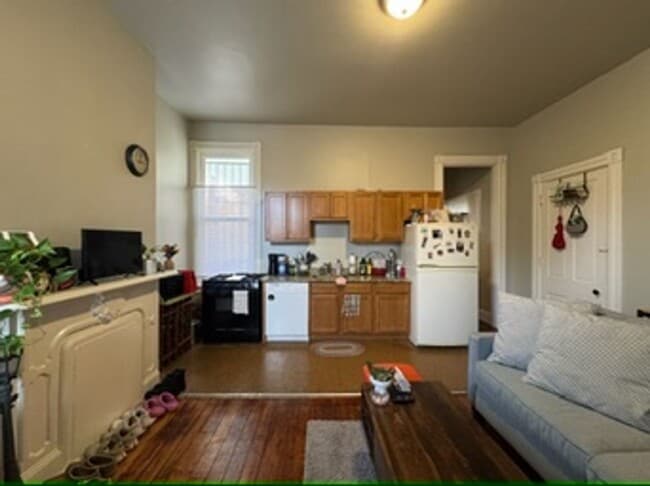 Foto del edificio - 26 Conklin St