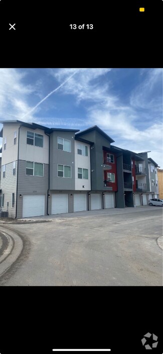 Building Photo - 462 W 40 S