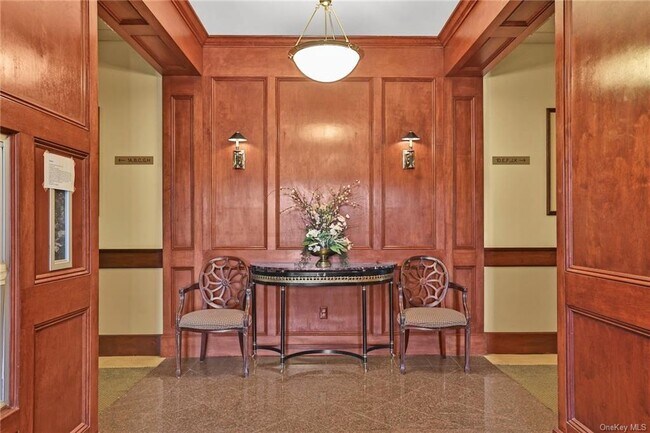 Foto del edificio - 20 Whippoorwill Rd E