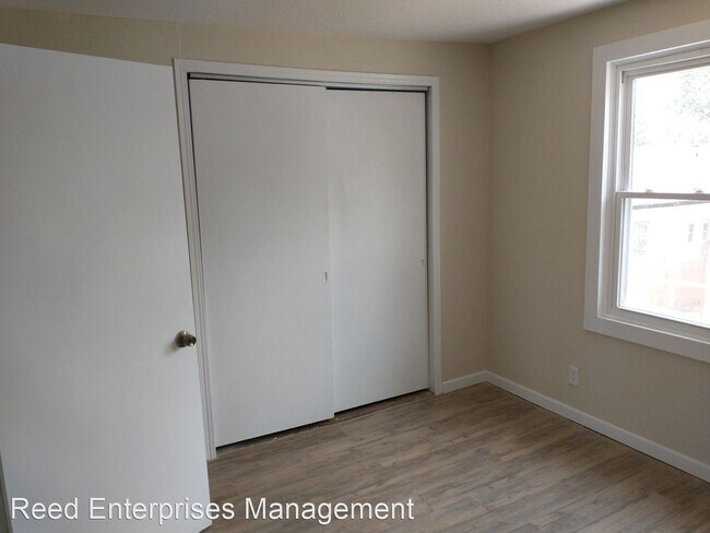 Building Photo - 1 br, 1 bath House - 640 W Central St Unit B