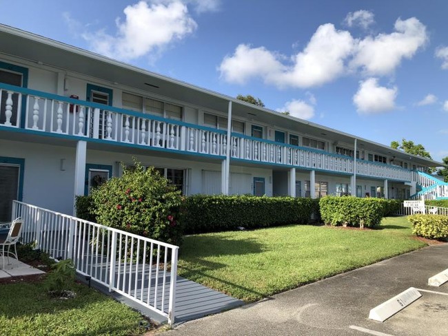 Century Village Deerfield Beach Apt For Rent