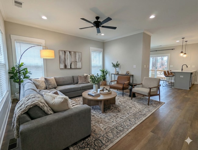 Photo - 568 Lowndes Hill Rd Townhome