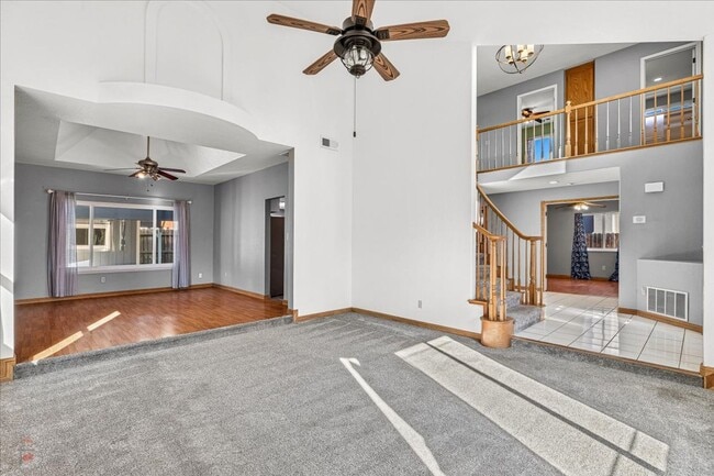 Foto del edificio - 833 Mackilhaffy Dr