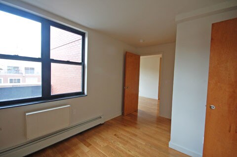 Building Photo - 3 E 115th St