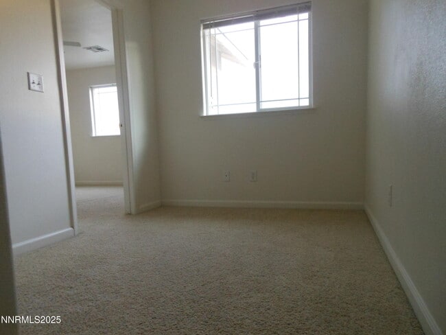 Building Photo - 655 Desert Springs Ct
