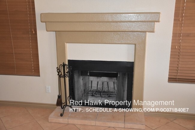 Building Photo - 772 S Catalina St