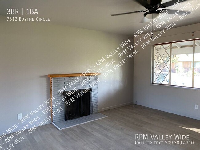 Building Photo - "Move in Special $250 off first month's re...