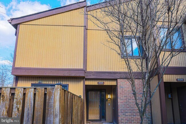 Building Photo - 6331 Red Cedar Pl