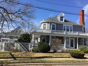 Building Photo - 15 Deer Cove St