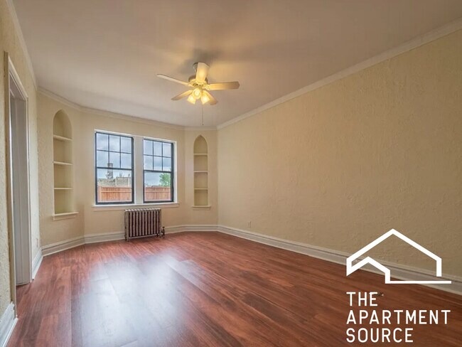 Foto del edificio - 4829 N Damen Ave