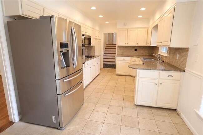 Building Photo - 1735 Moonstone Ct