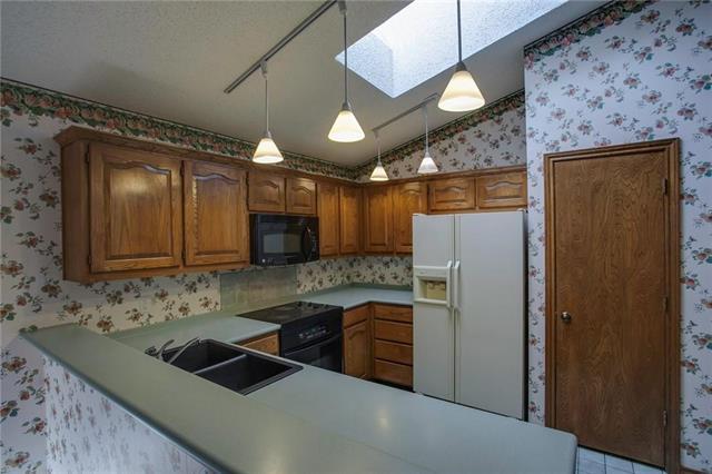 Building Photo - 615 Woodway Ln