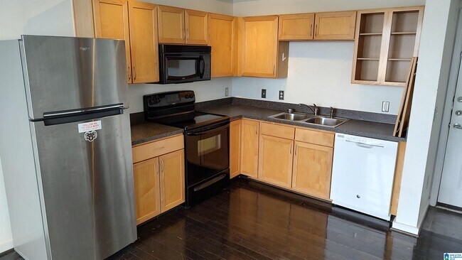 Foto del edificio - 2020 5th Ave S