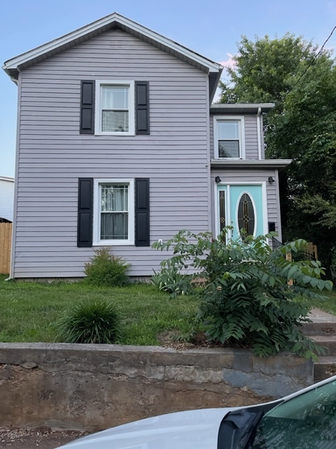Front - 803 Grove St