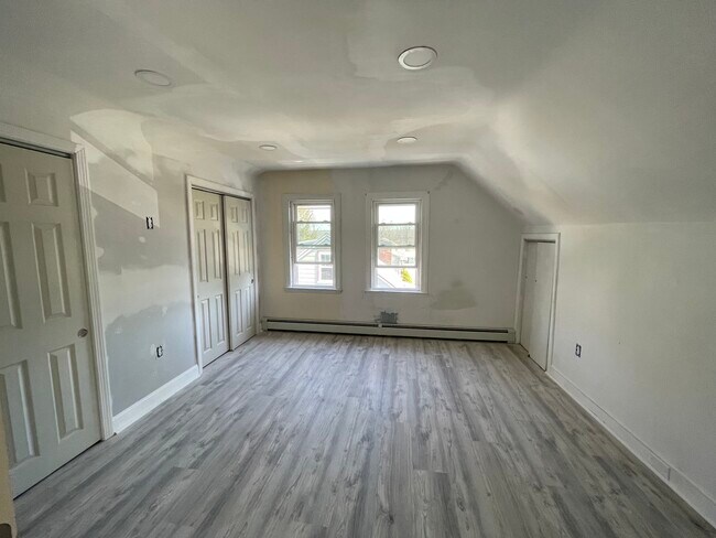 Wide Bedroom with his and hers closet - 27 Zoar Ave