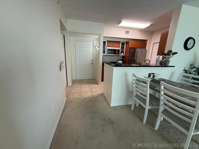 Building Photo - 700 E Boynton Beach Blvd