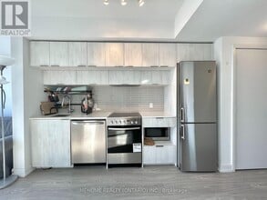 Building Photo - 181 Dundas St E