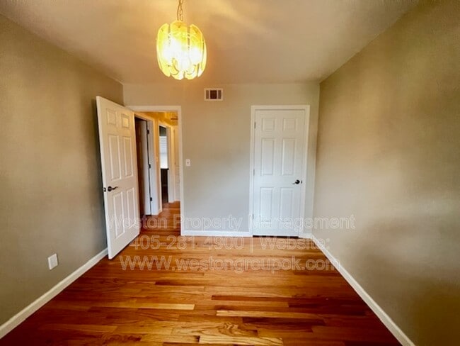 Building Photo - 3912 NW 56th St