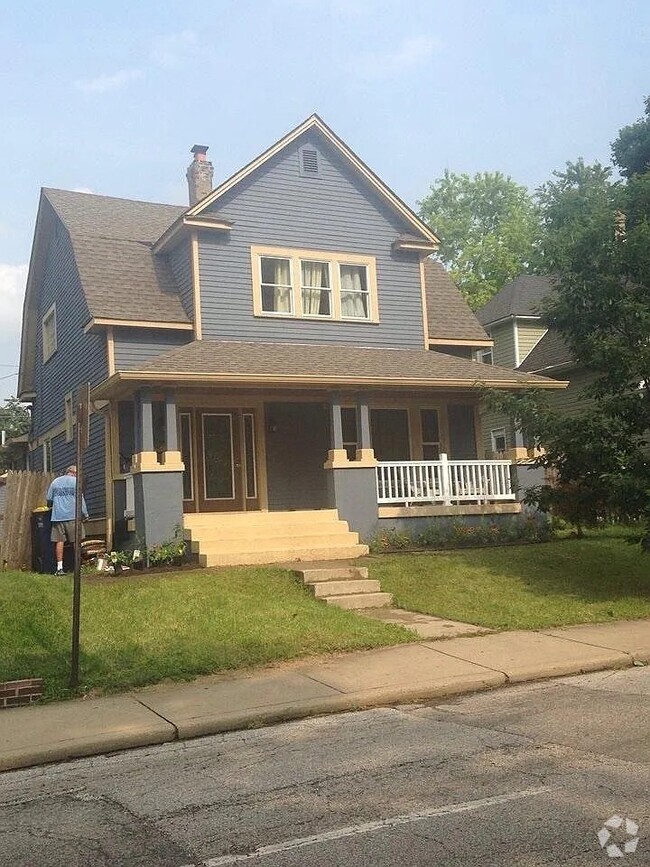 Building Photo - 407 N Arsenal Ave