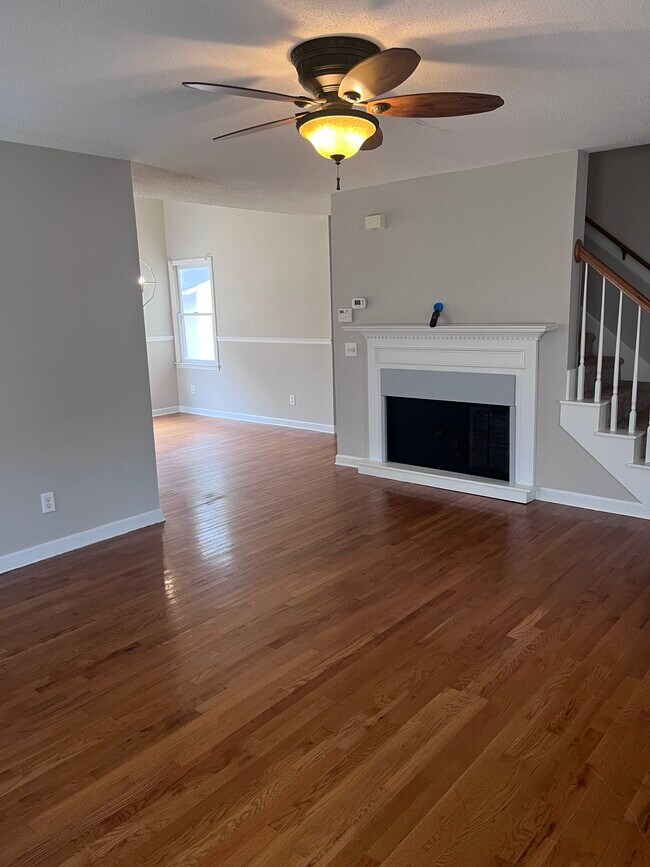 Foto del edificio - 218 Brookfield Cir