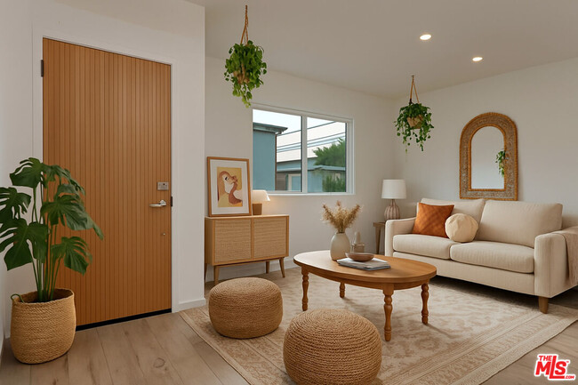 Foto del edificio - 1319 S St Andrews Pl