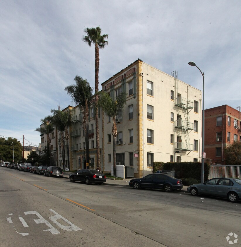 198 Apartments Available for Rent in Los Feliz, CA