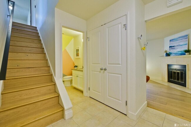 Foto del edificio - 542 Brewster Ave