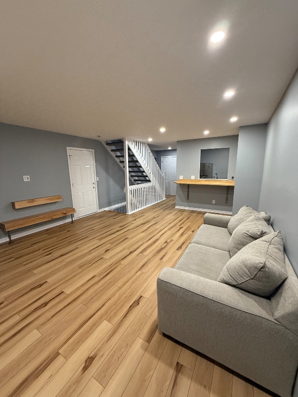 Foto del edificio - 218 Glenkirk Dr