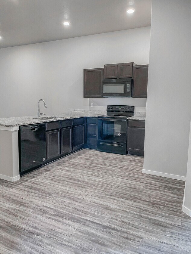 Foto del edificio - 2123 N Texas Ave