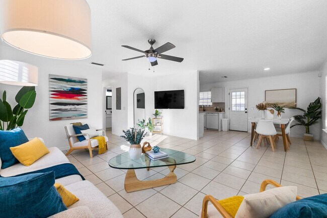 Foto del edificio - 550 Lena St