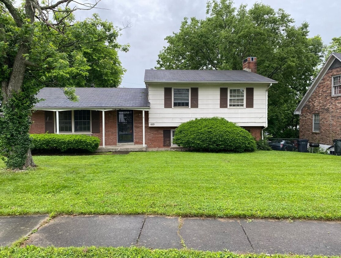 Photo - 669 Bishop Dr (Lexington, KY)