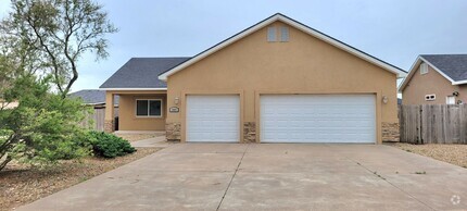 Building Photo - 3009 Elizabeth Ct
