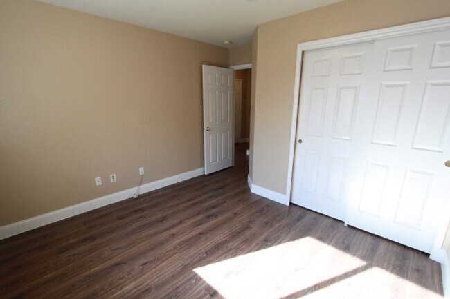 Foto del edificio - 4 Bedroom, 2.5 Bath Home in North Austin