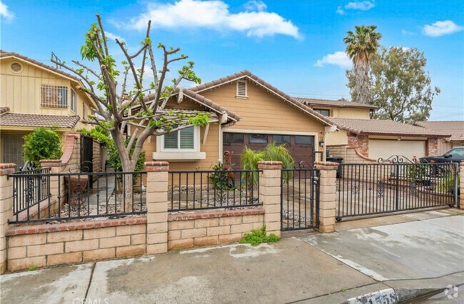 Building Photo - 1558 Arrow Creek Dr