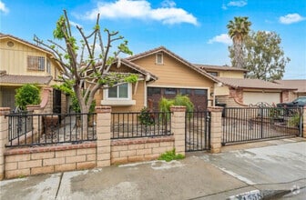 Building Photo - 1558 Arrow Creek Dr