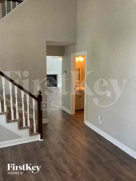 Foto del edificio - 3907 Melshire Ln